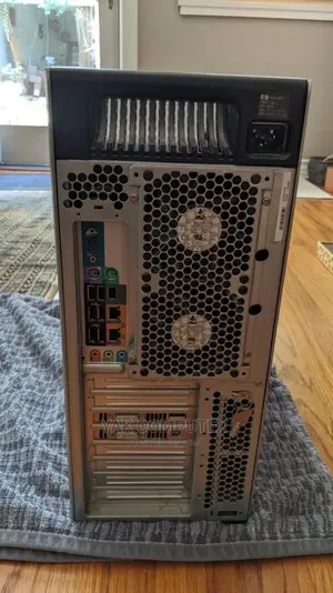 Desktop Computer HP 32GB Intel Xeon HDD 1.5T
