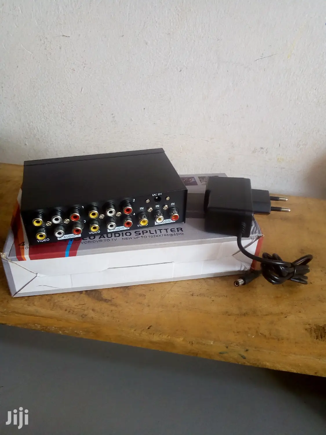 Video Audio Splitter 4port