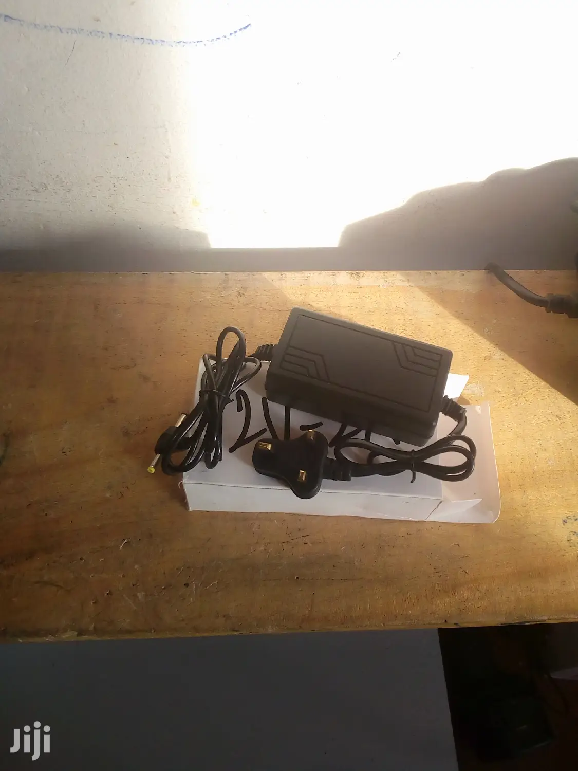 12v to 2a Adapter