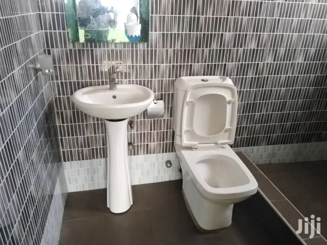 2bdrm Block of Flats in Ga East Municipal for rent