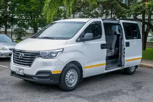 12 Seater Hyundai H1 Bus for Rent