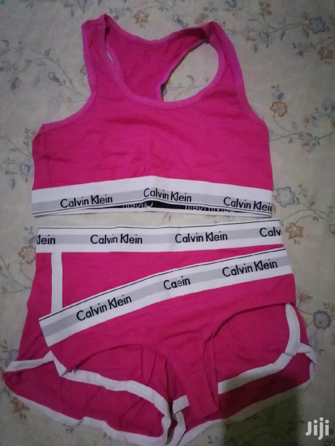 Brand New 3 in 1 Set for Ladies