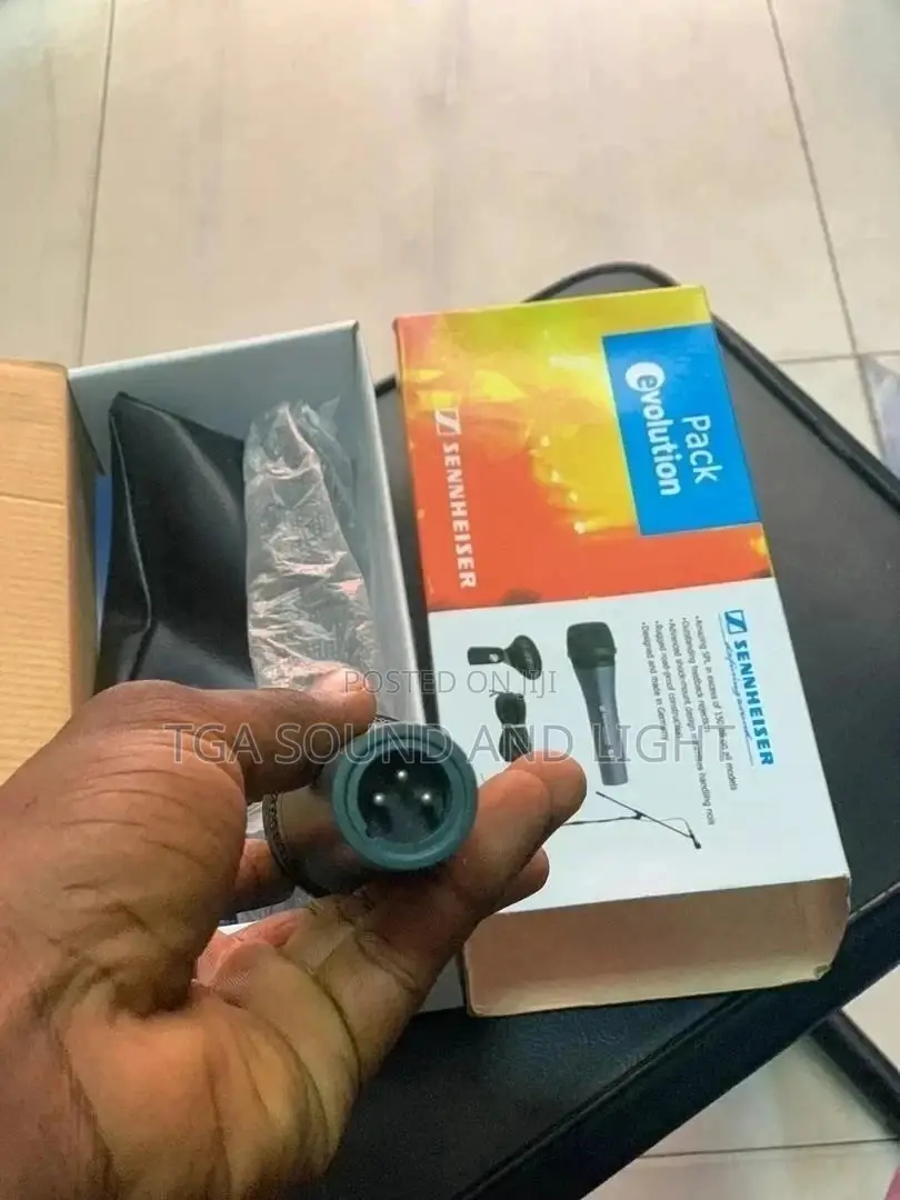 Cord Microphone (SE)