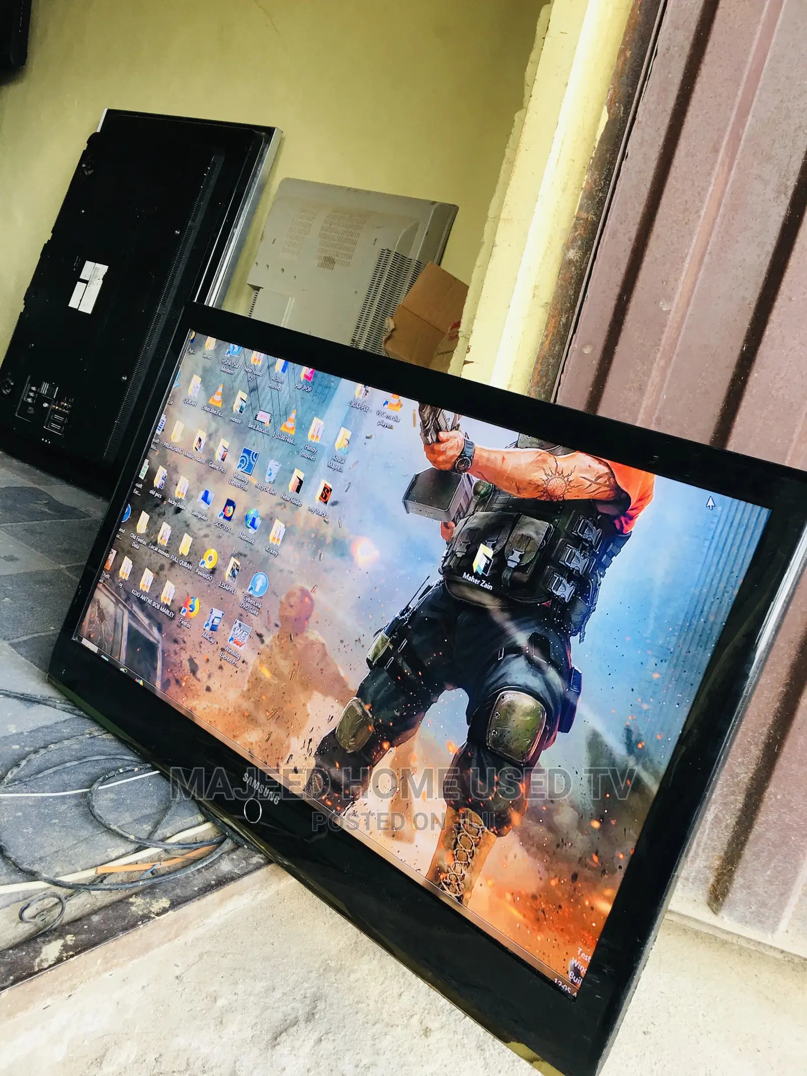 42inches Samsung Alum LCD Digital Tv