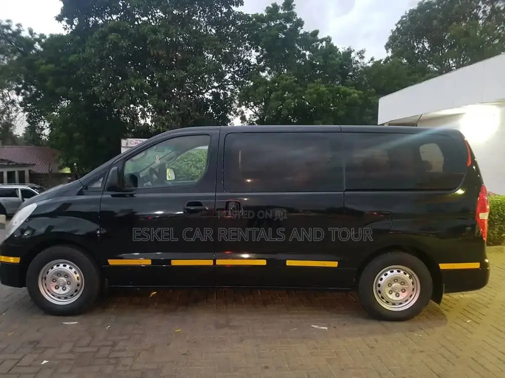 Hyundai H1 Mini Bus For Rent