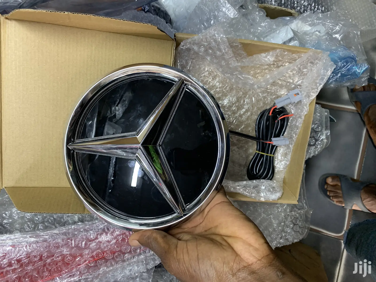 Mercedes Benz Crown/Logo LED(Light)