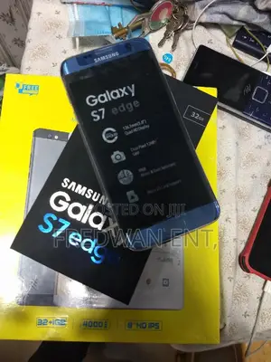 New Samsung Galaxy S7 edge 32 GB Black