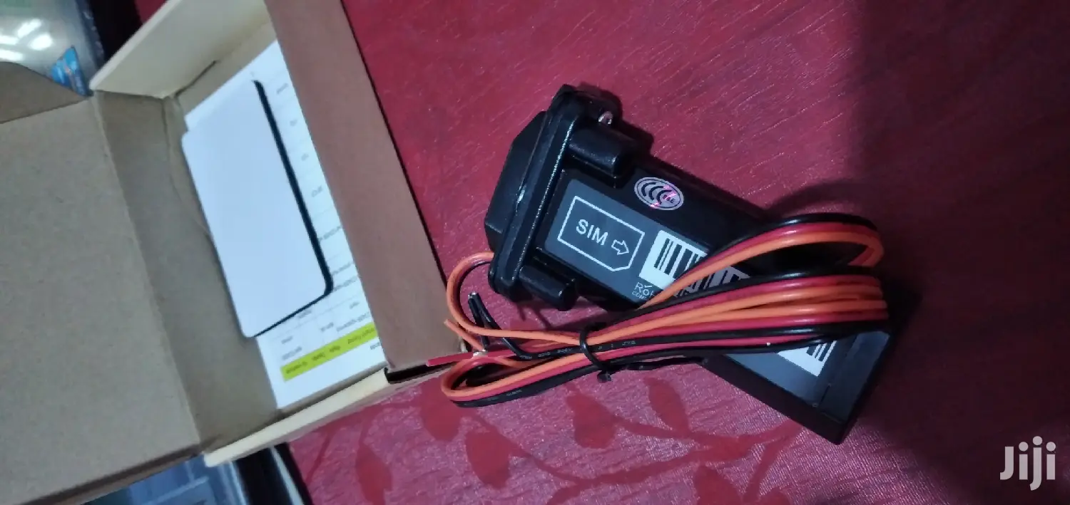 Waterproof Gps Tracker For Car And Motorcycle