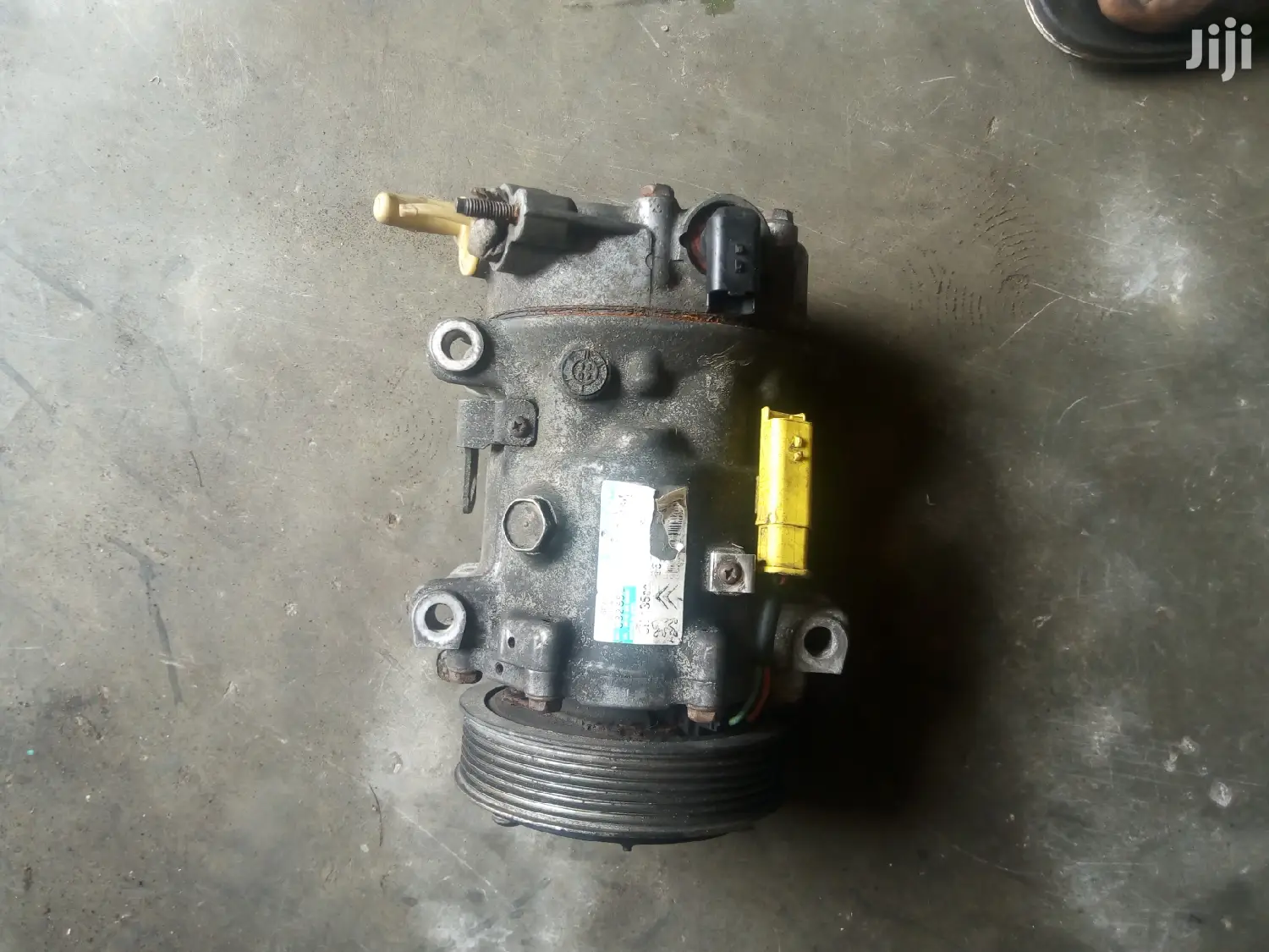 All Kinds of Car Air Conditioner Compressors Home