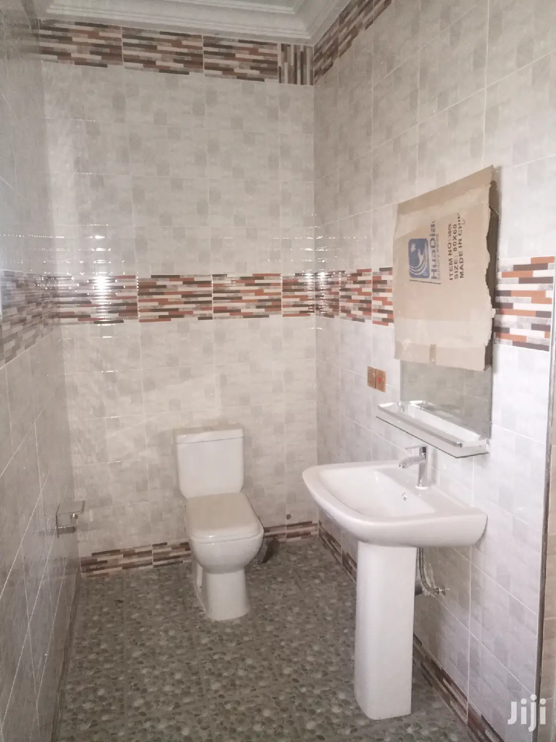 1bdrm Apartment in Dr Roko, Ablekuma for rent