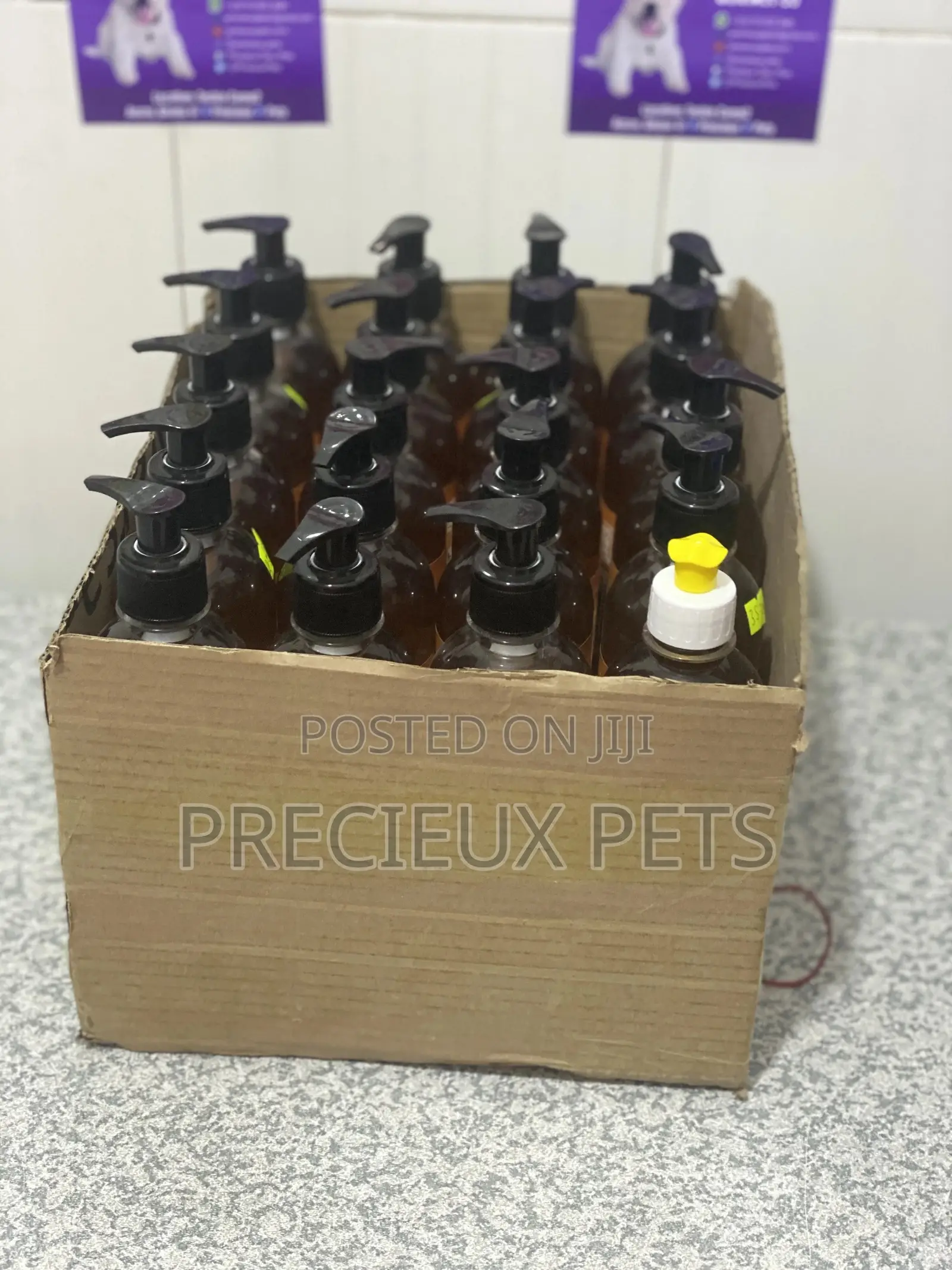 Repellant Shampoo for Ticks and Fleas