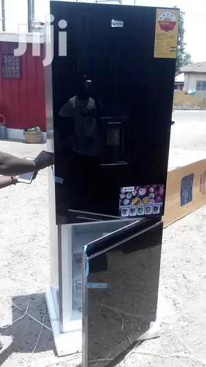 Brand New Pearl Fridge With A Water Dispenser &Down Freezer