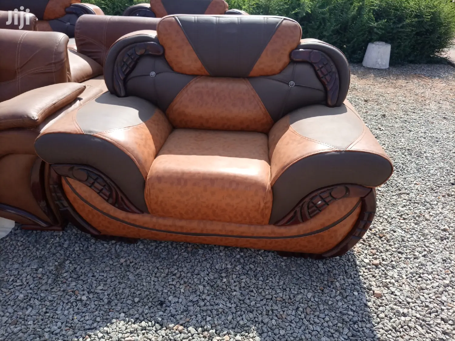 Ghanaian Leather Set. 7seat.