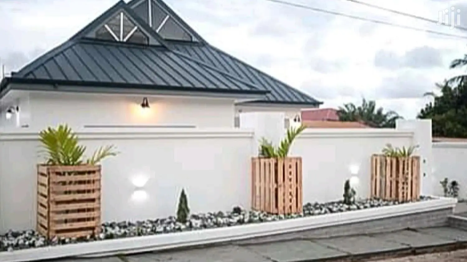 4bdrm House in Dr Roko, Dzorwulu for sale