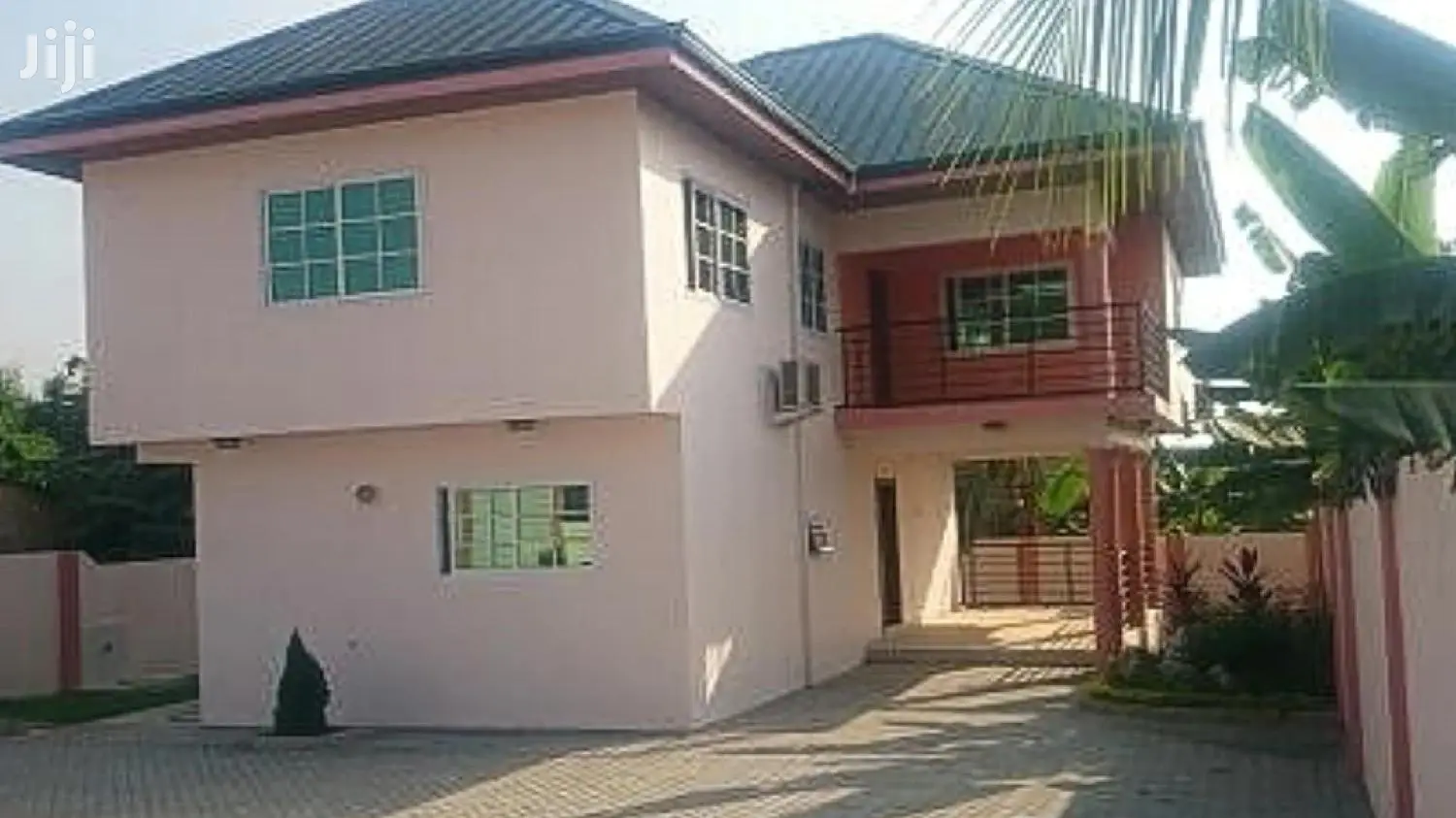 3bdrm Duplex in Dr Roko, Accra Metropolitan for sale