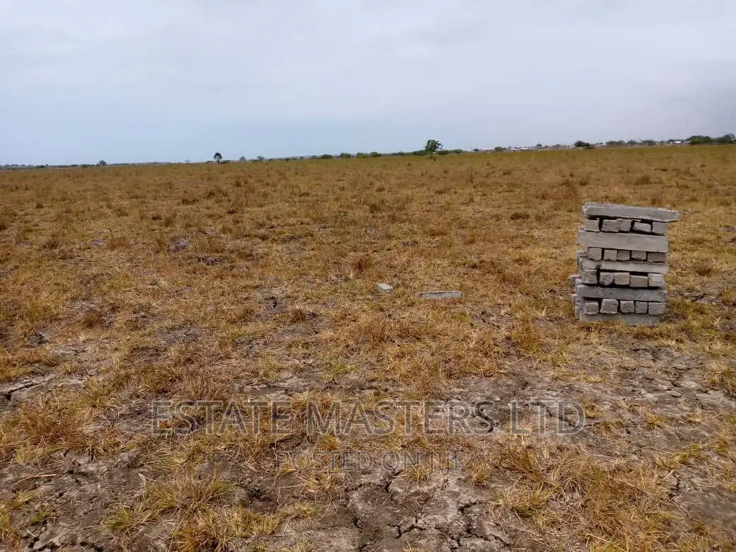 Top Executive Plots Near Central University
