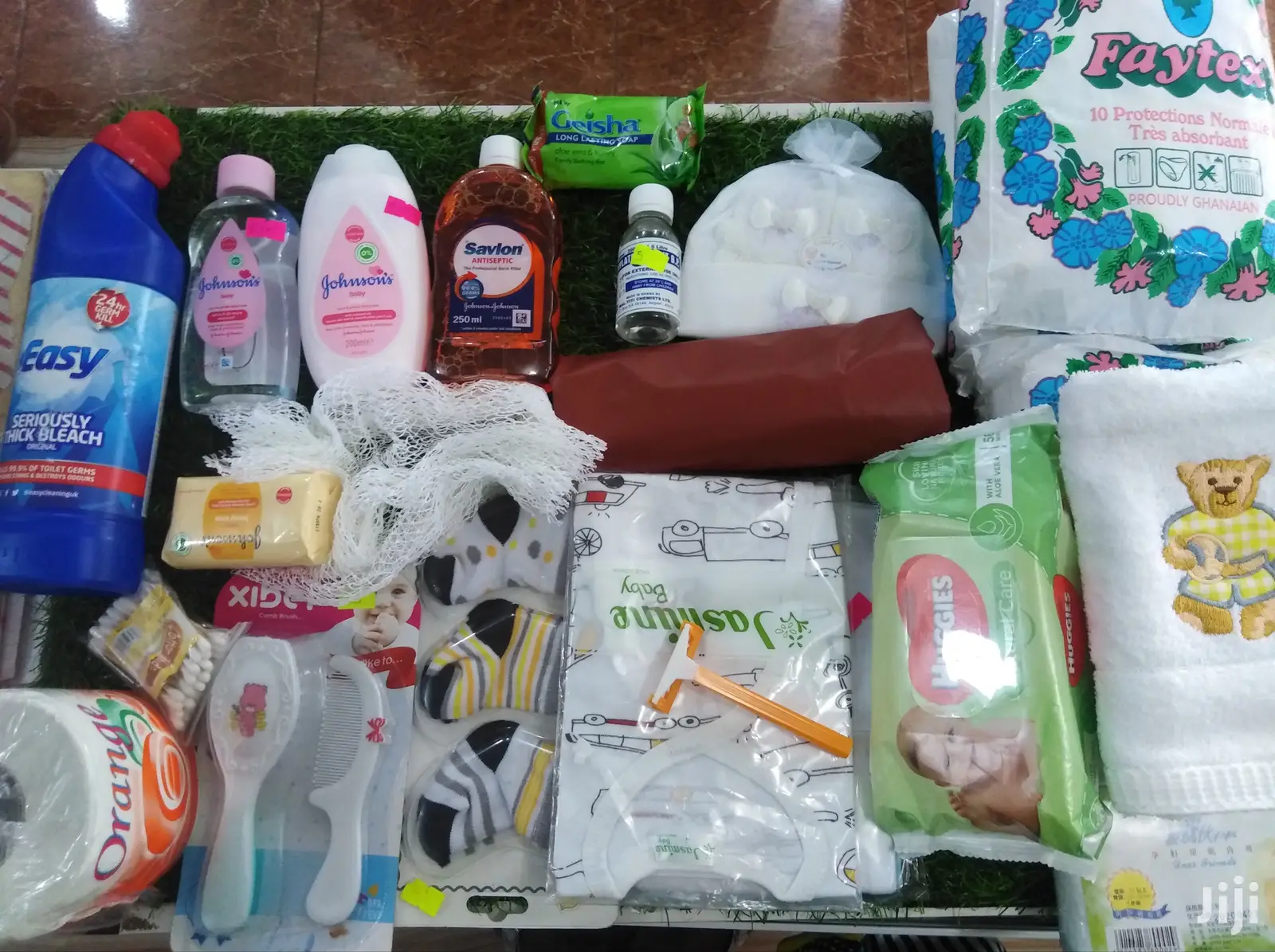 Simple Delivery Package For Mum And Baby