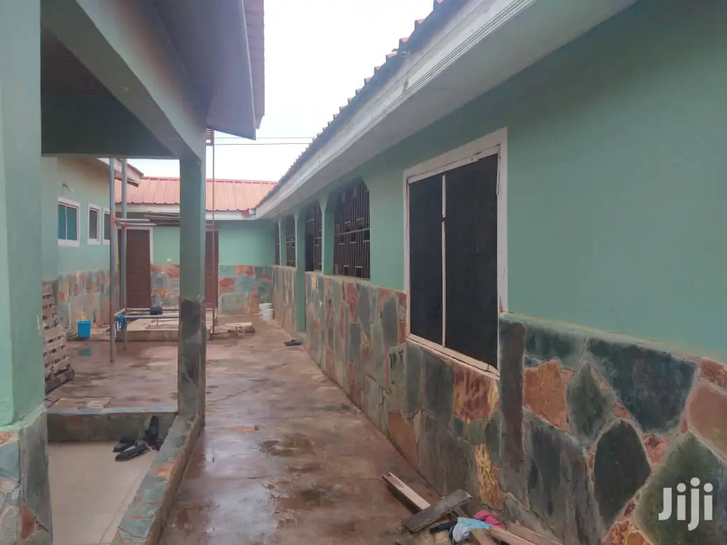 3bdrm Apartment in Ben Properties, Ga East Municipal for sale