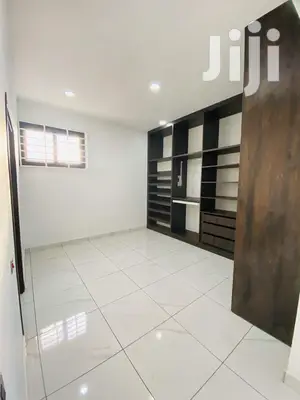 6bdrm House in Dr Roko, East Legon for Sale