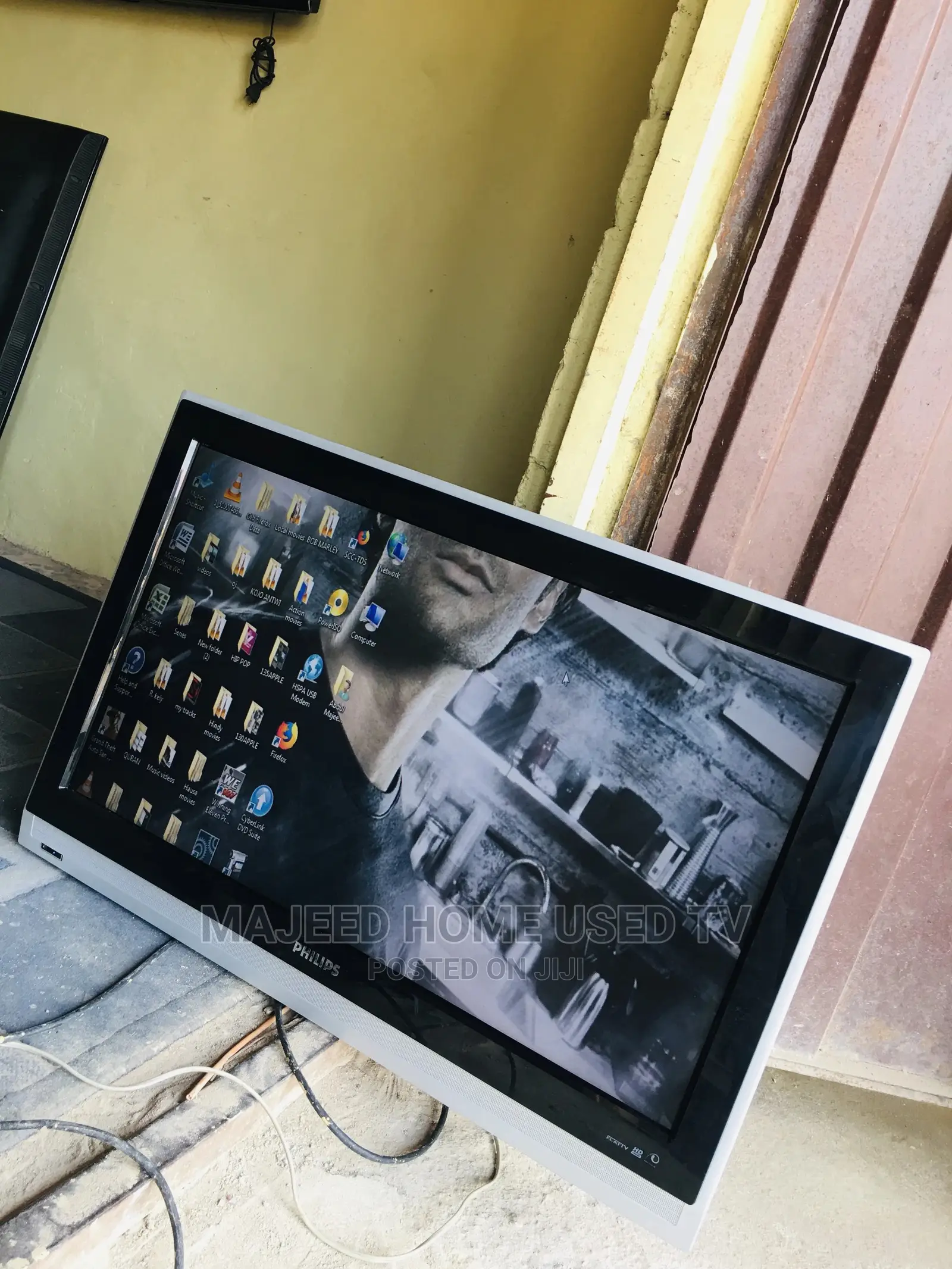 38inches Philips LCD Digital TV