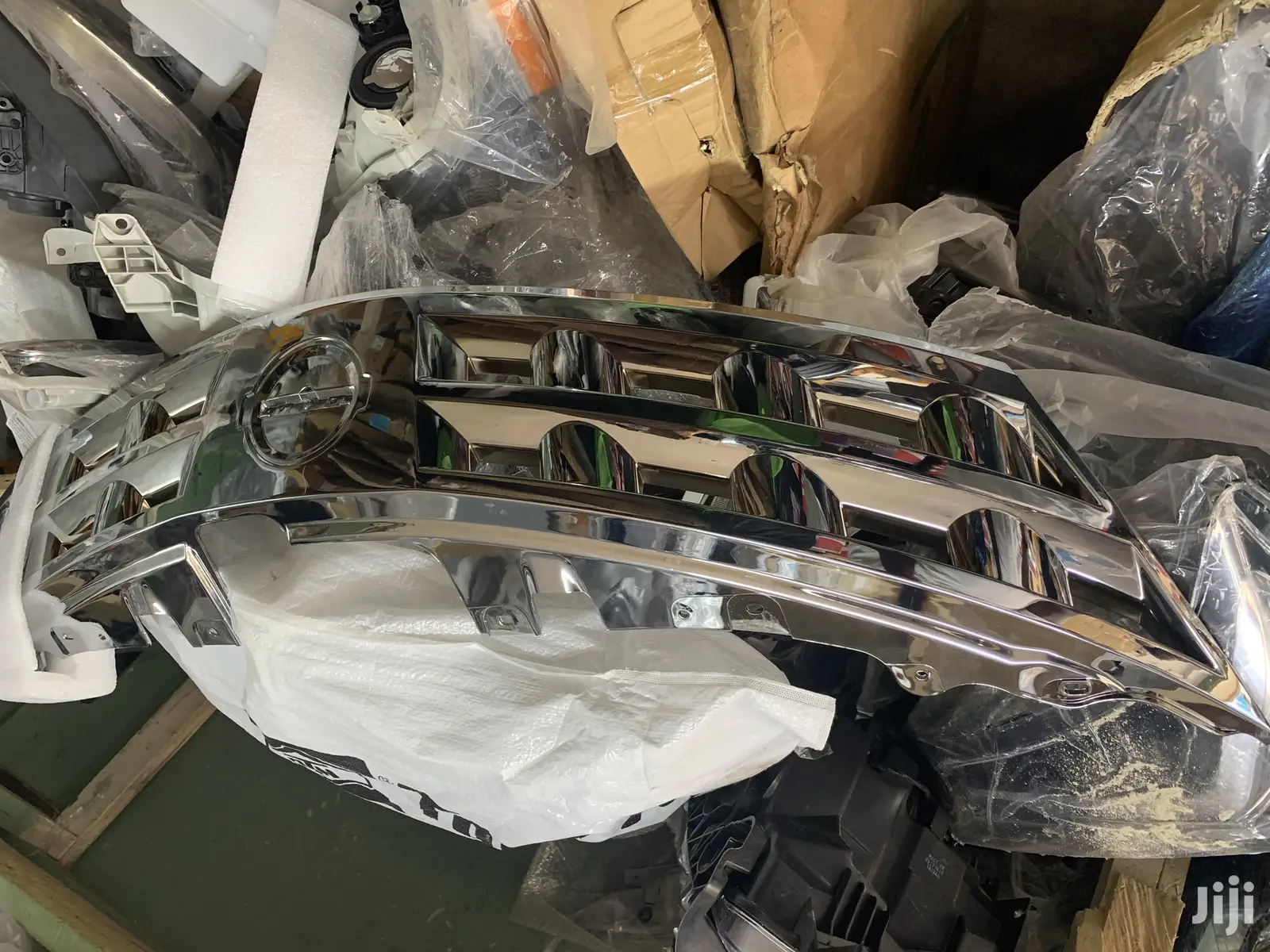Nissan Murano 2003-2008 Front Grille/Shells