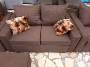 Lovely 2in1 Sofa. Free Delivery