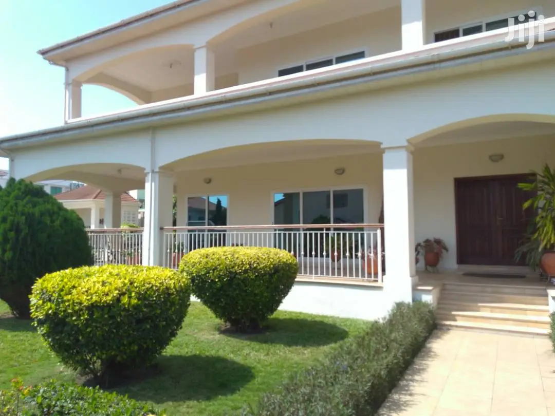 5bdrm House in Bronko Housing, Airport Residential Area for Rent