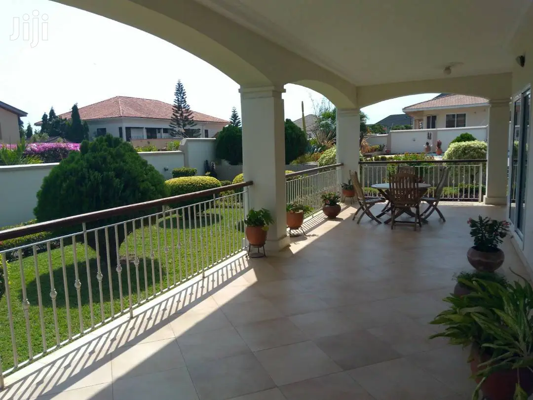 5bdrm House in Bronko Housing, Airport Residential Area for Rent