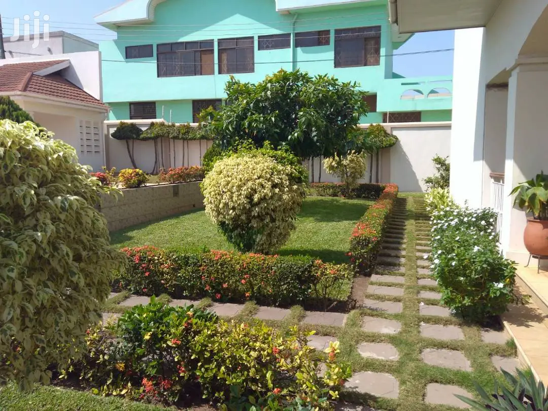 5bdrm House in Bronko Housing, Airport Residential Area for Rent