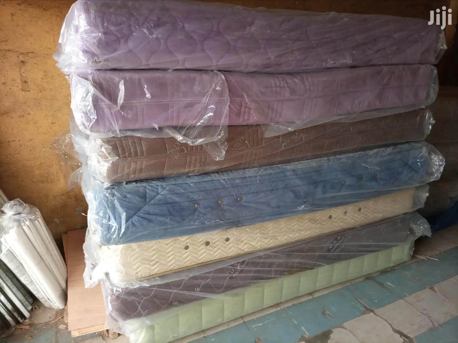 Double Mattresses 10 Inches Free Delivery