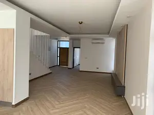 4bdrm House in Abelemkpe for sale