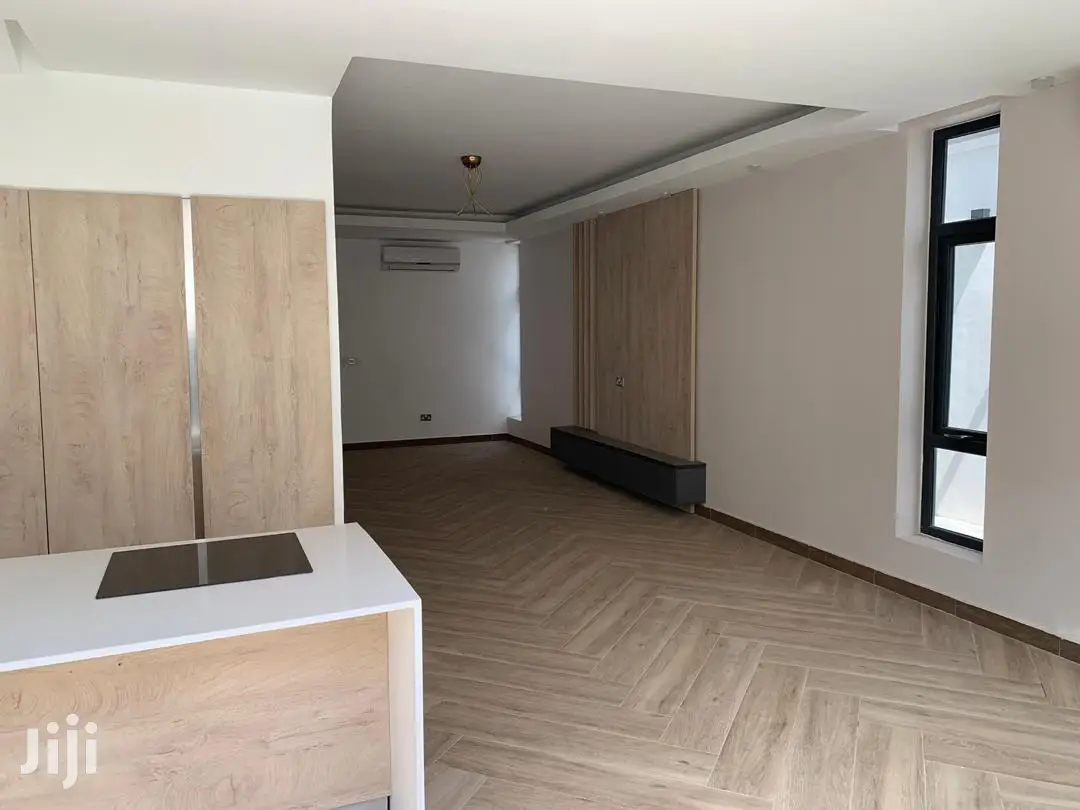 4bdrm House in Abelemkpe for sale