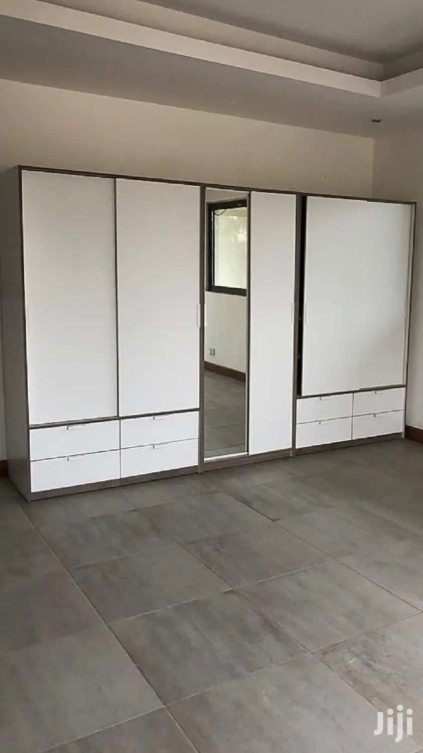 4bdrm House in Abelemkpe for sale