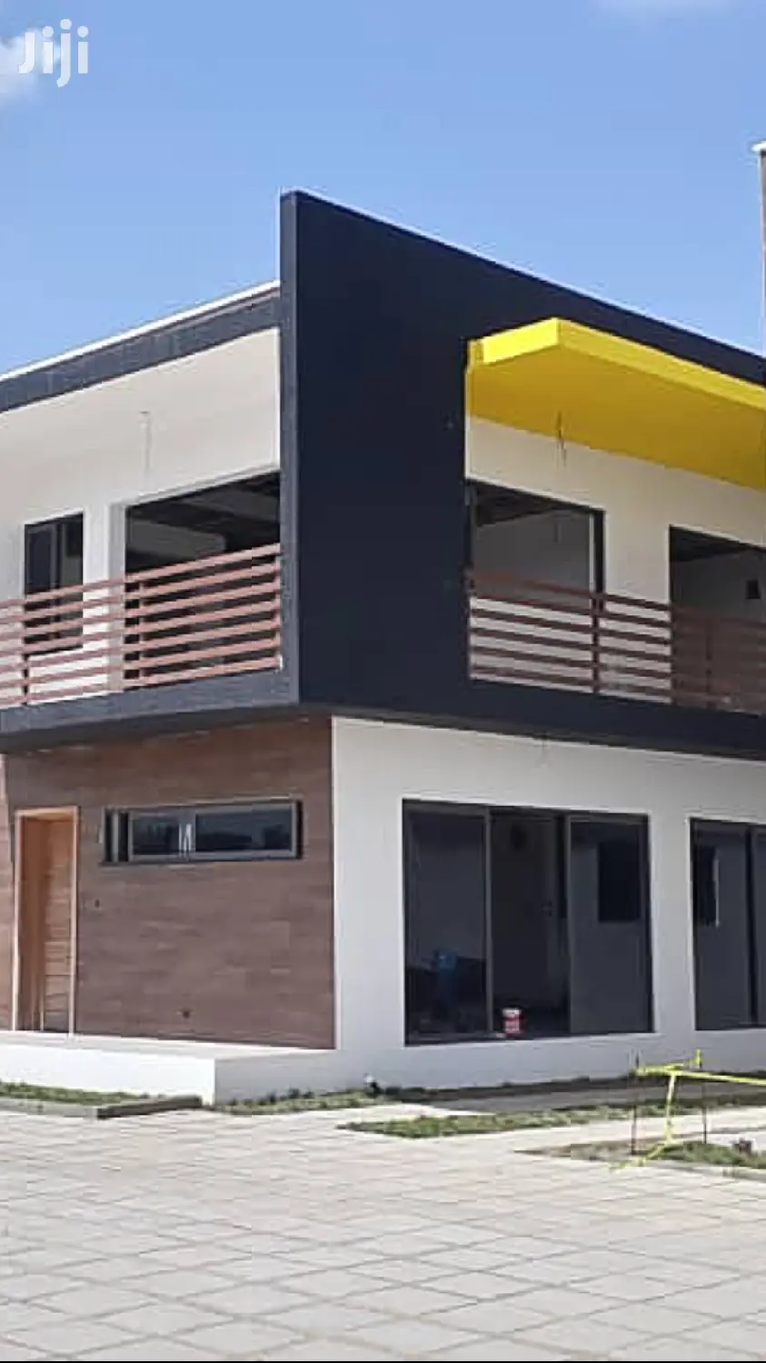 4bdrm House in Abelemkpe for sale