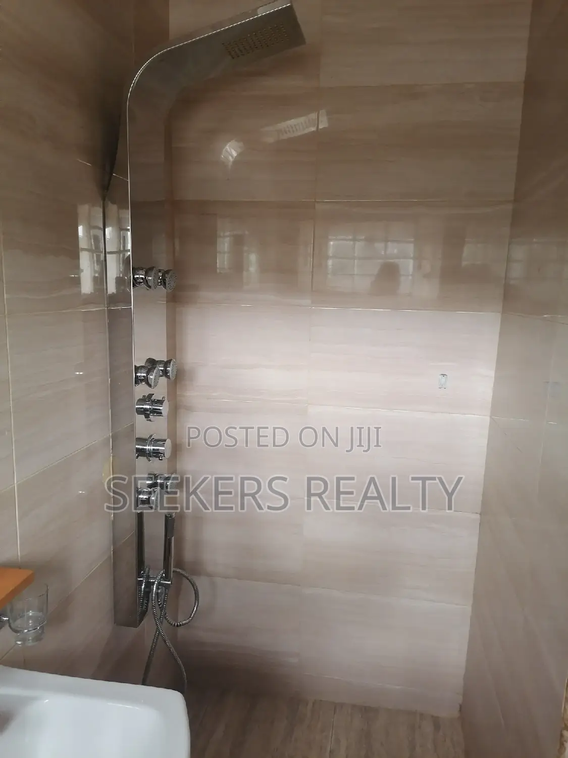 Furnished 2bdrm Block of Flats in Seekers Realty, Coffee Shop Area