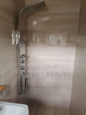 Furnished 2bdrm Block of Flats in Seekers Realty, Coffee Shop Area