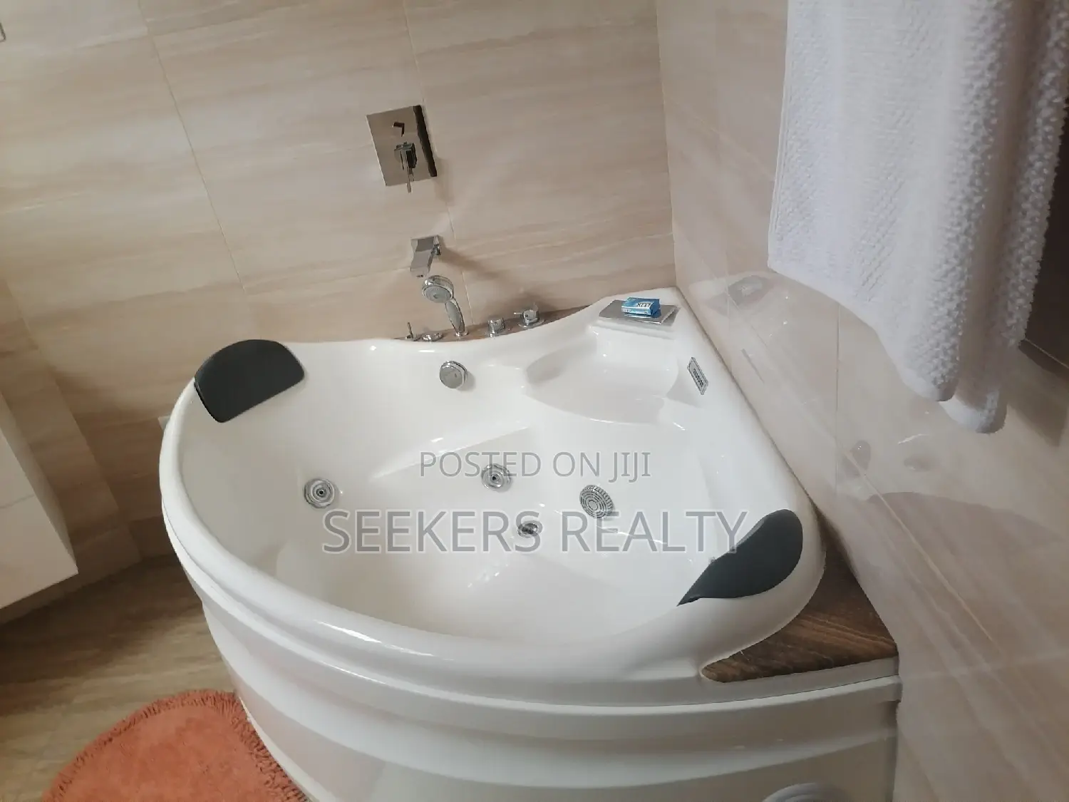 Furnished 2bdrm Block of Flats in Seekers Realty, Coffee Shop Area