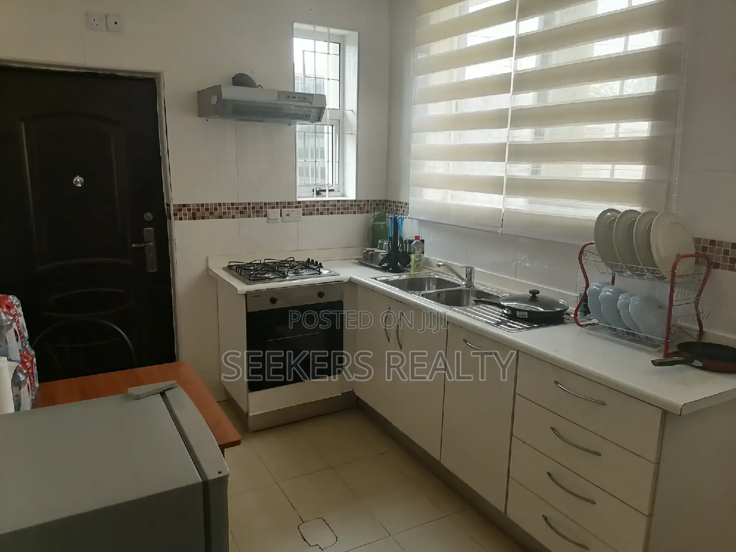 Furnished 2bdrm Block of Flats in Seekers Realty, Coffee Shop Area