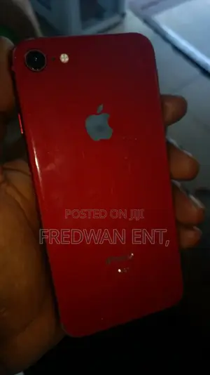 Apple iPhone 8 64 GB Red
