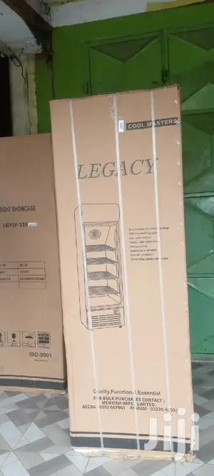 Attractive Display Fridge 193ltrs