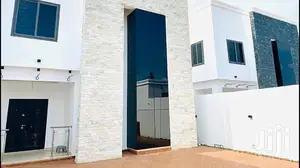 Neat 6 Bedroom House For Sale In Tema