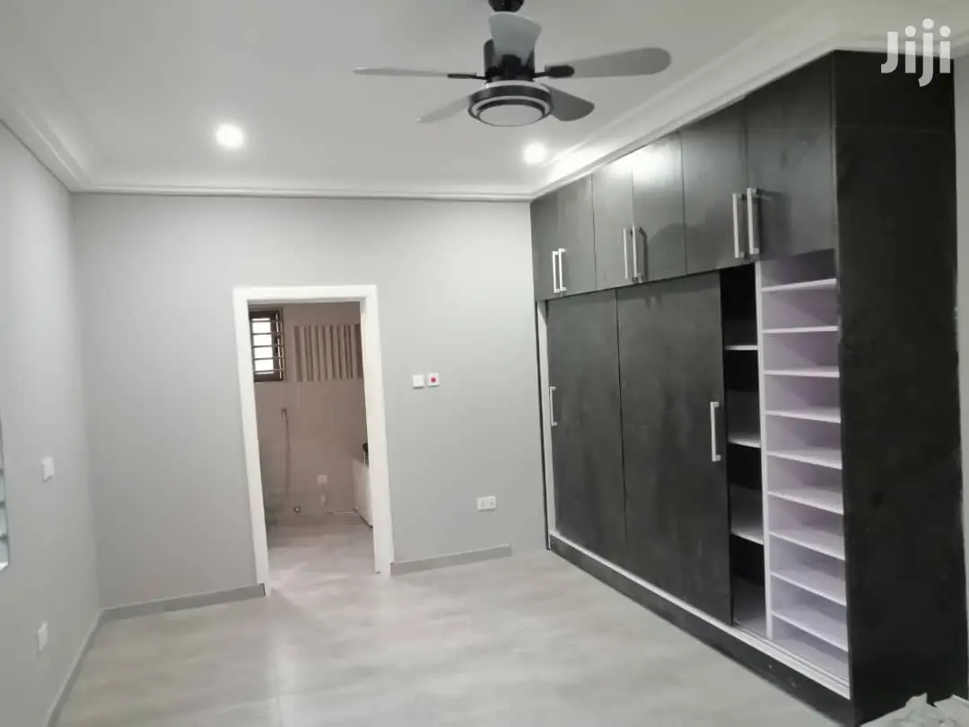 4bdrm House in Dr Roko, Roman Ridge for sale