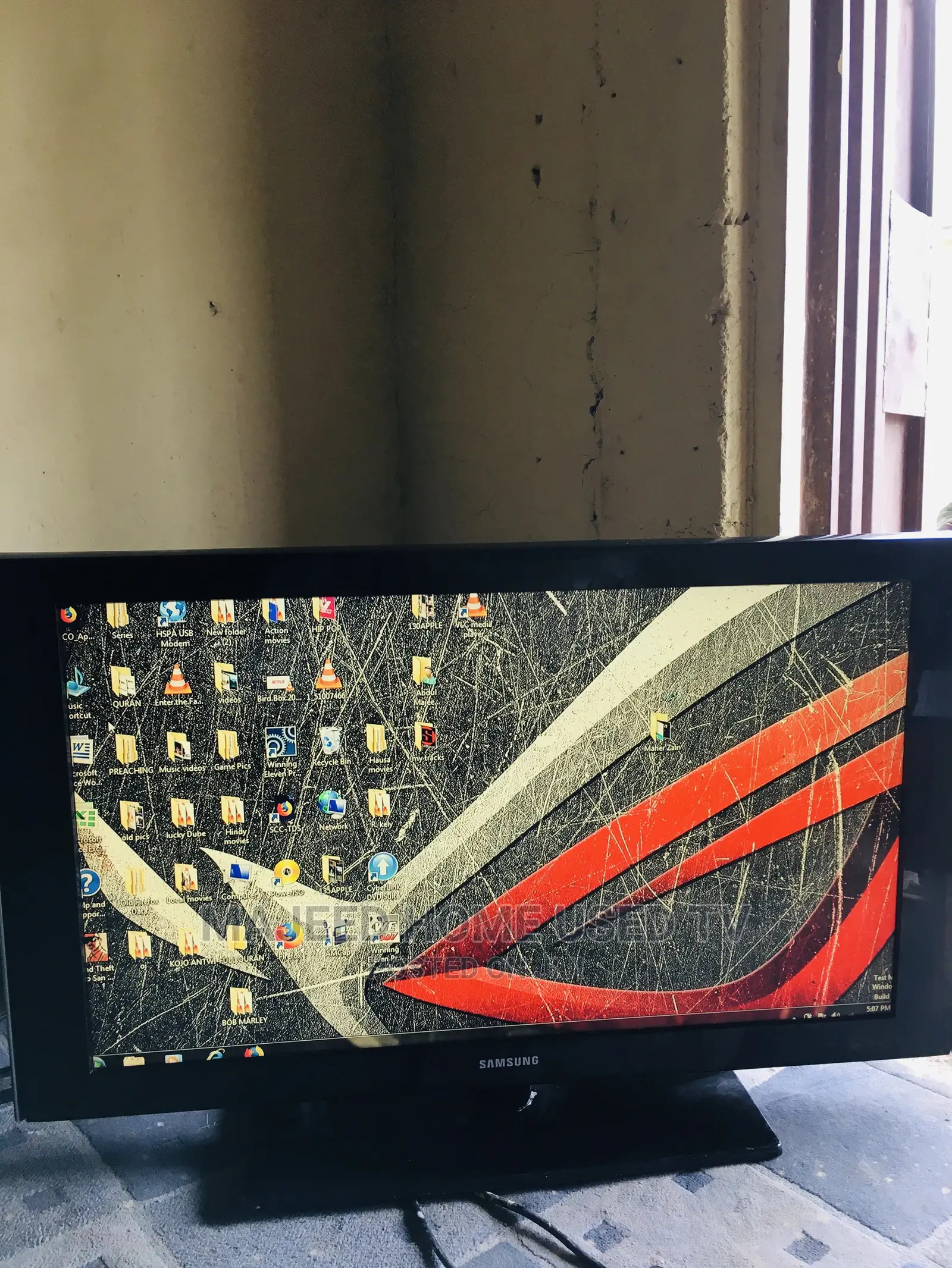 42inches Samsung Tv