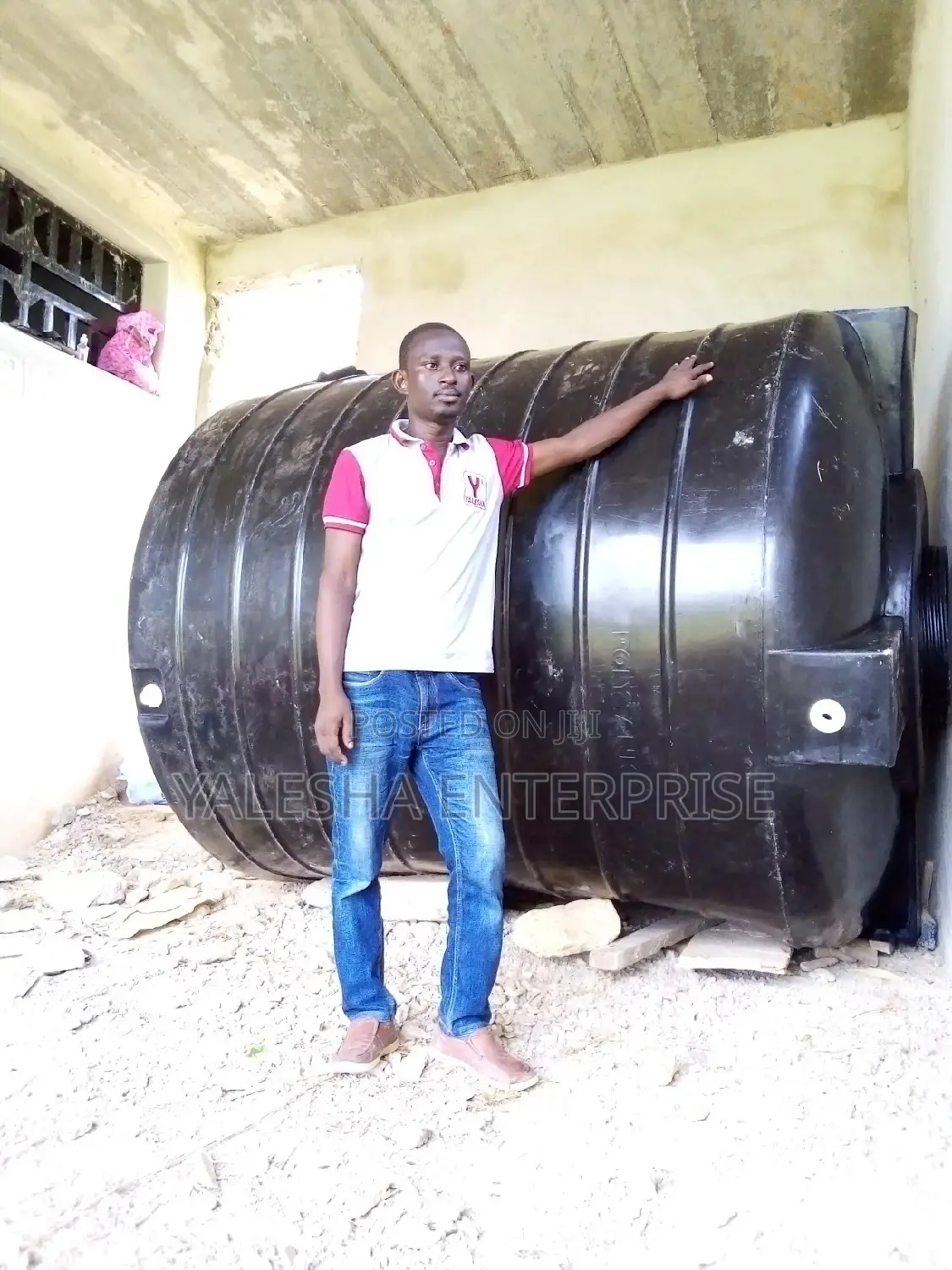 Borehole Drilling Services With Quality Pump and Blue Pipes