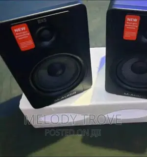 Bx5 D2 Studio Monitors