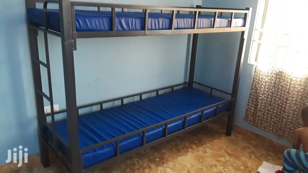 Metallic Bunk Bed