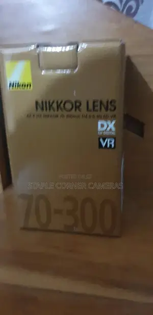 Nikon Af-P 70-300mmg ED Zoom Lens