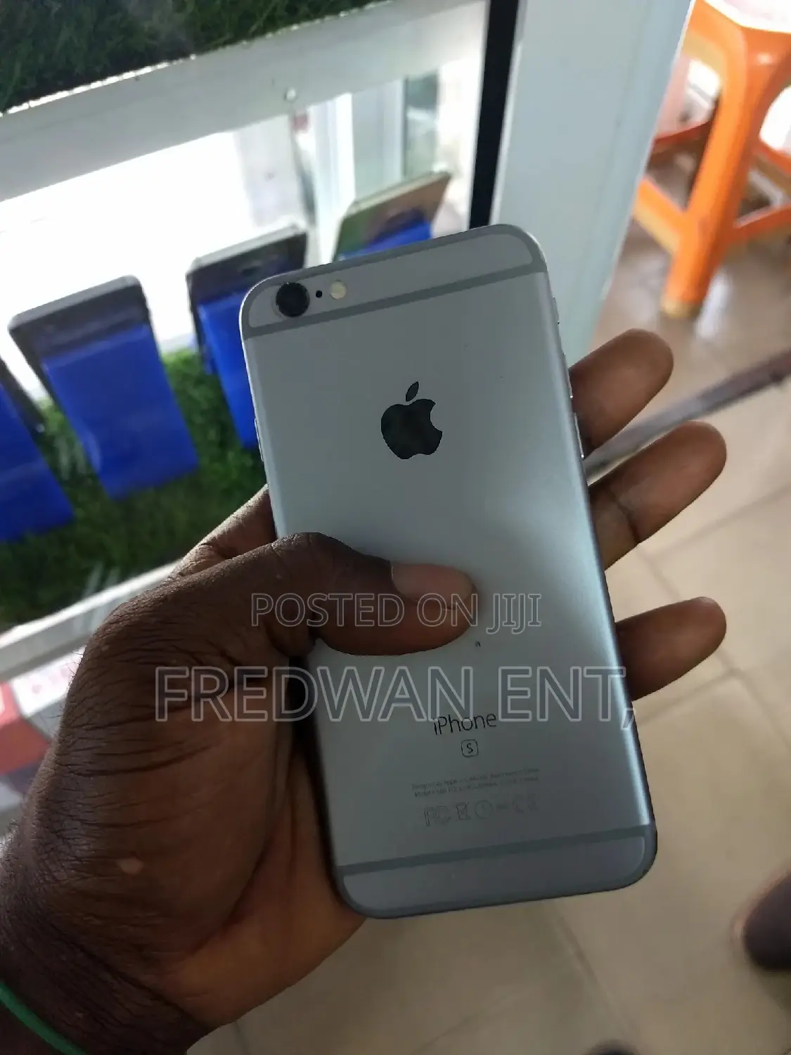 Apple iPhone 6s 16 GB