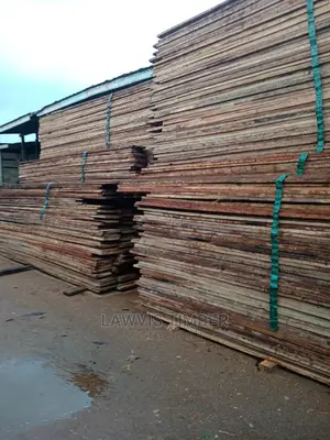 Ceiba Board ( Bush Cut)