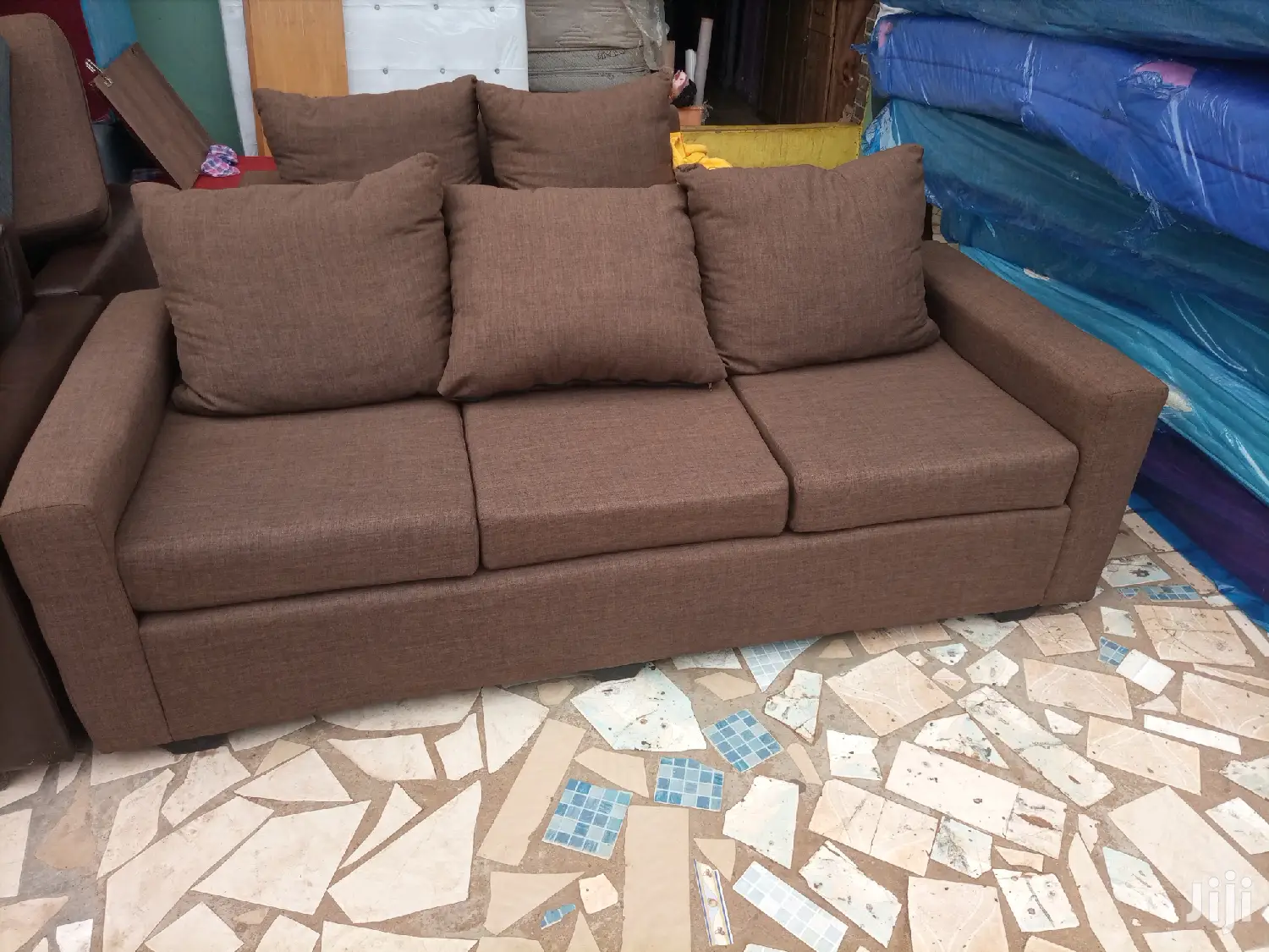 Lovely 3in1 With 2in1. Free Delivery